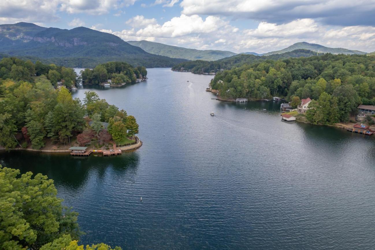 Villa Russell'S Fort At White Oak Point: Historical Cabin On Lake Lure, Luxury, Direct Lake Access! Exterior foto